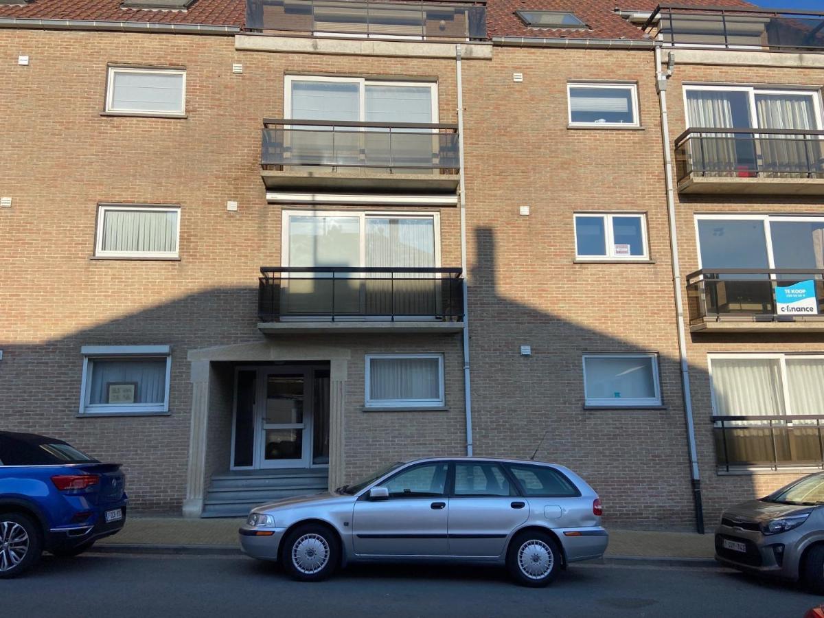 Ruim Zonnig Appartement Op 50M Van Strand Oostende Eksteriør bilde